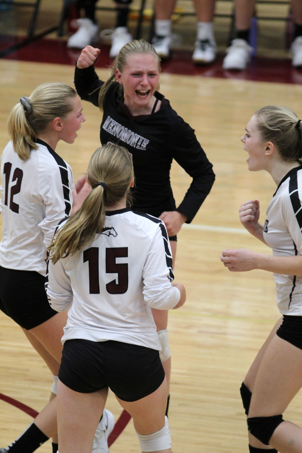 Medford at Menomonie volleyball 10-10-19
